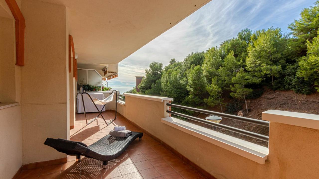 797 Holiday Rentals- Piso Con Amplia Terraza A Solo 1 Min De La Playa بينالماذينا المظهر الخارجي الصورة